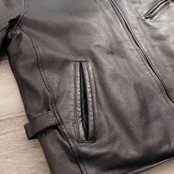 Men's Vintage Leather Jacket with adjustable Buckled Waist Tabs - Picture 8 of 15